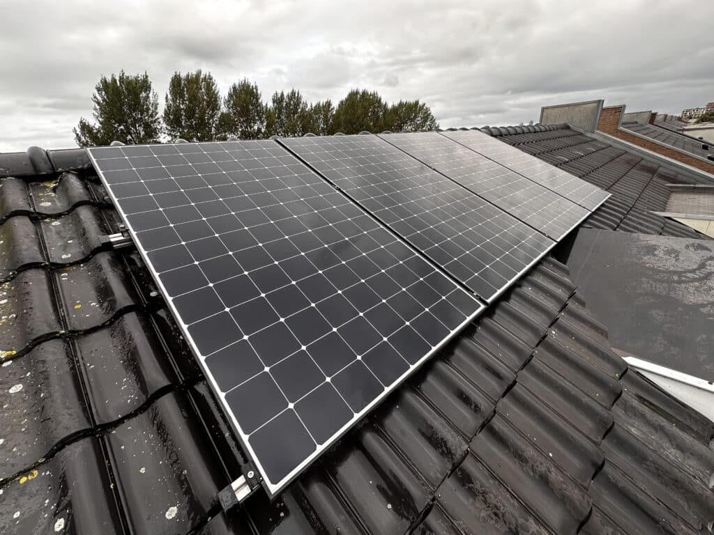 Zonnepanelen installatie Diemen