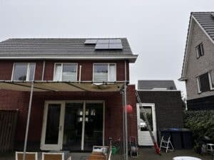 Zonnepanelen demontage in Bosschenhoofd