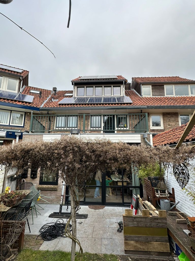 Herplaatsen zonnepanelen in Amersfoort