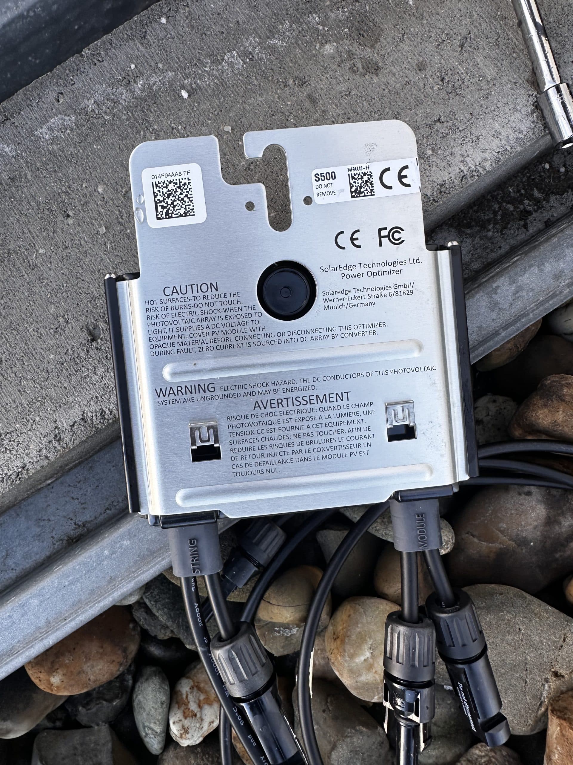 SolarEdge Power Optimizer vervangen op een dak in Assendelft