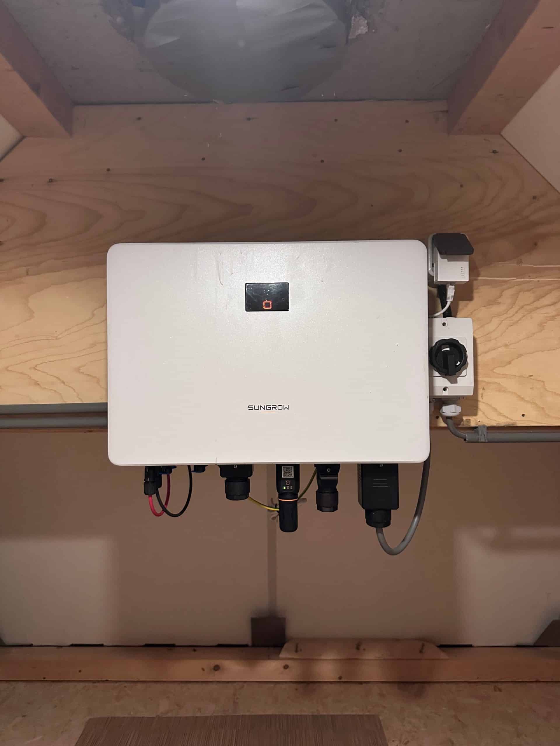 Sungrow hybride omvormer zonder productie door uitgeschakelde aardlekautomaat in Makkum